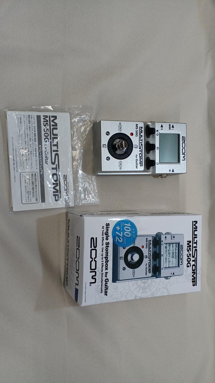 付属品は箱と取説