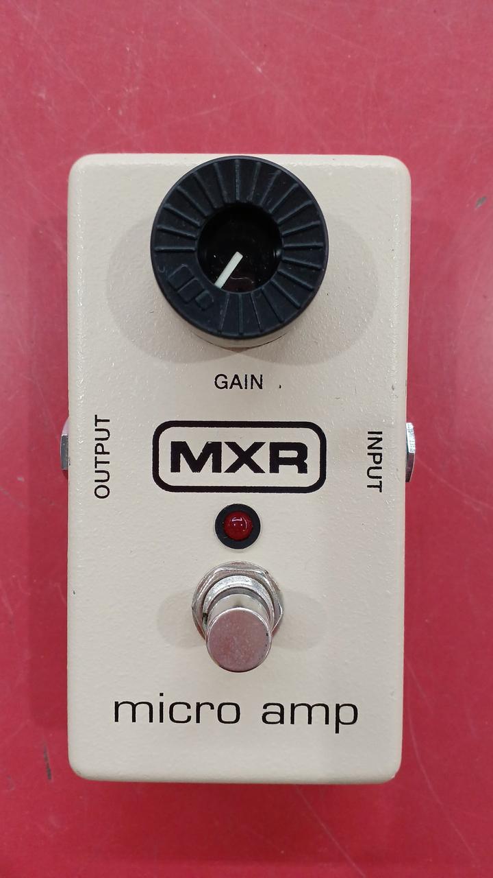 ギター用のプリアンプです。