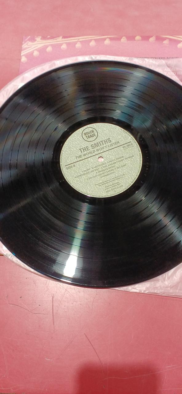 盤面B
僅かに薄いキズあります。