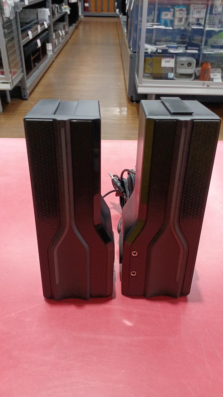 分割して立てた状態でも使用可能