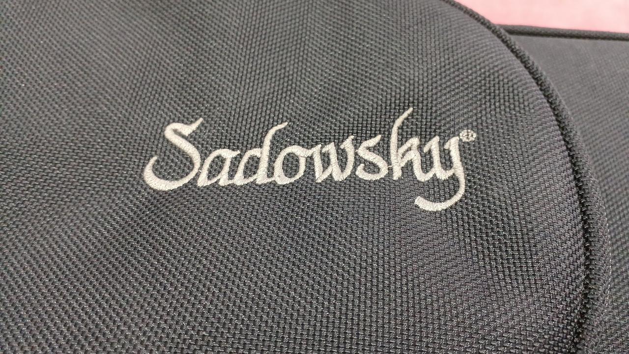 ロゴがカッコイイ