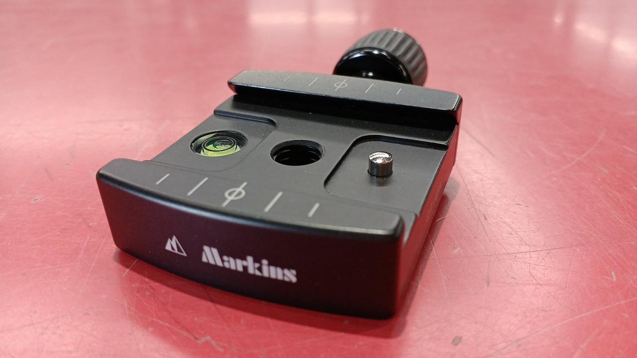 クイックリリースクランプ