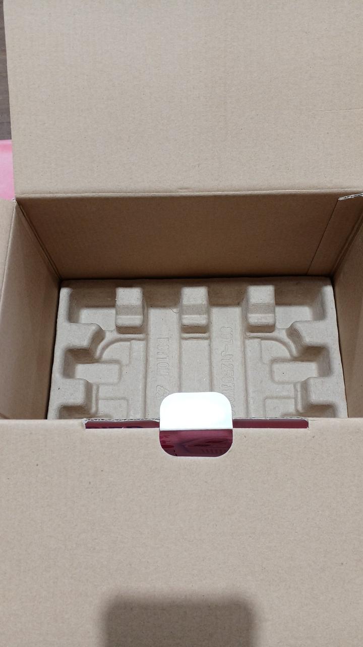 仕切りの箱がありません