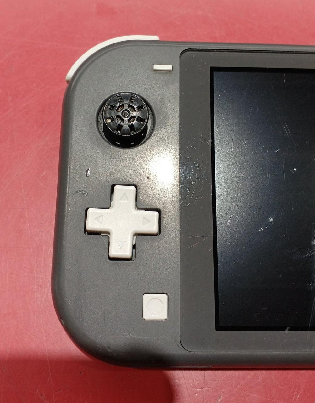 十字キー左が反応しません。