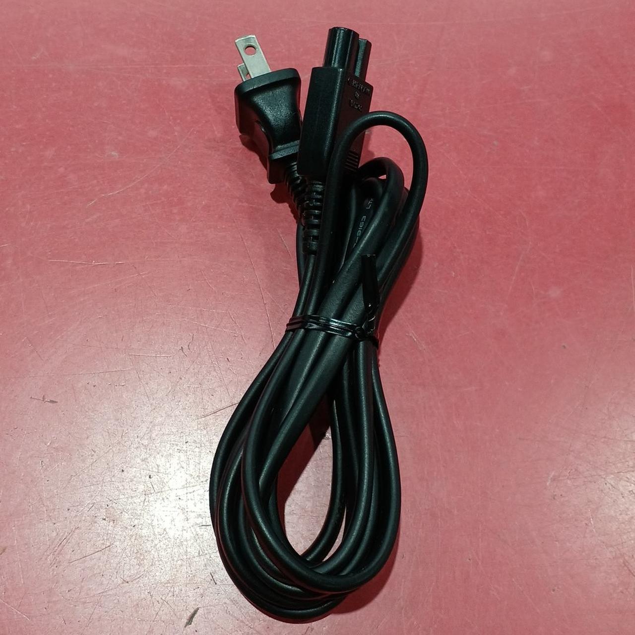 電源ケーブル付属