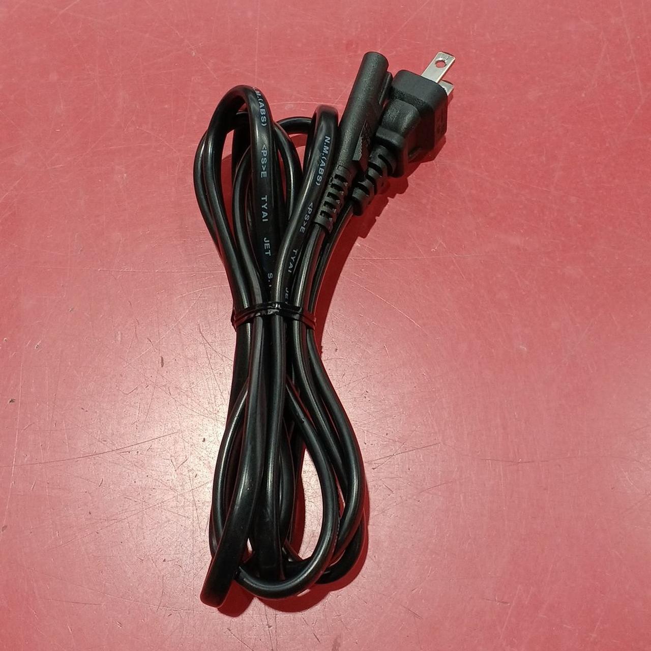 電源ケーブル付属