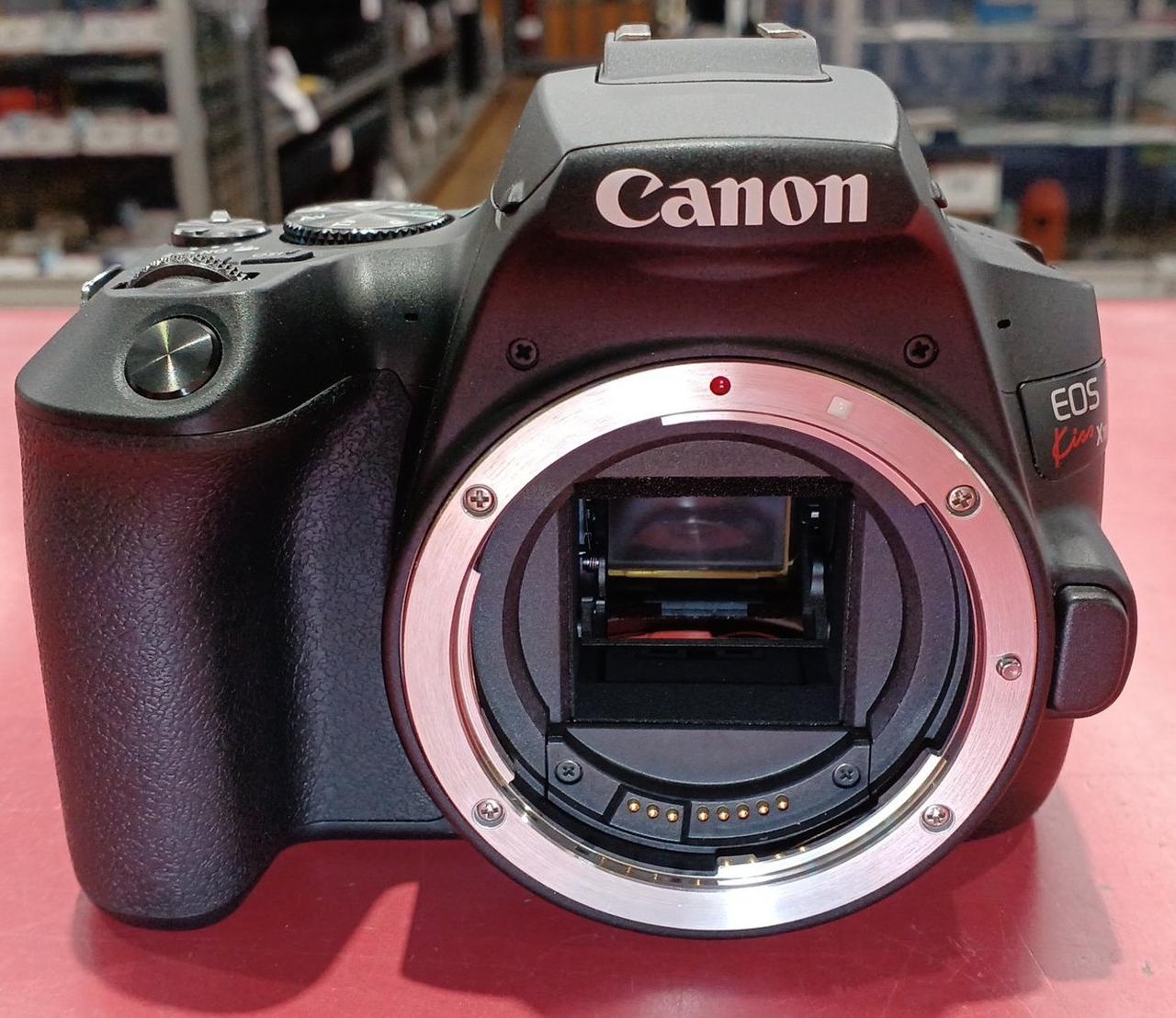 Canon 一眼レフカメラ レンズ付き キヤノン、高速連写と高画質を両立したAPS-Cデジタル一眼レフカメラ