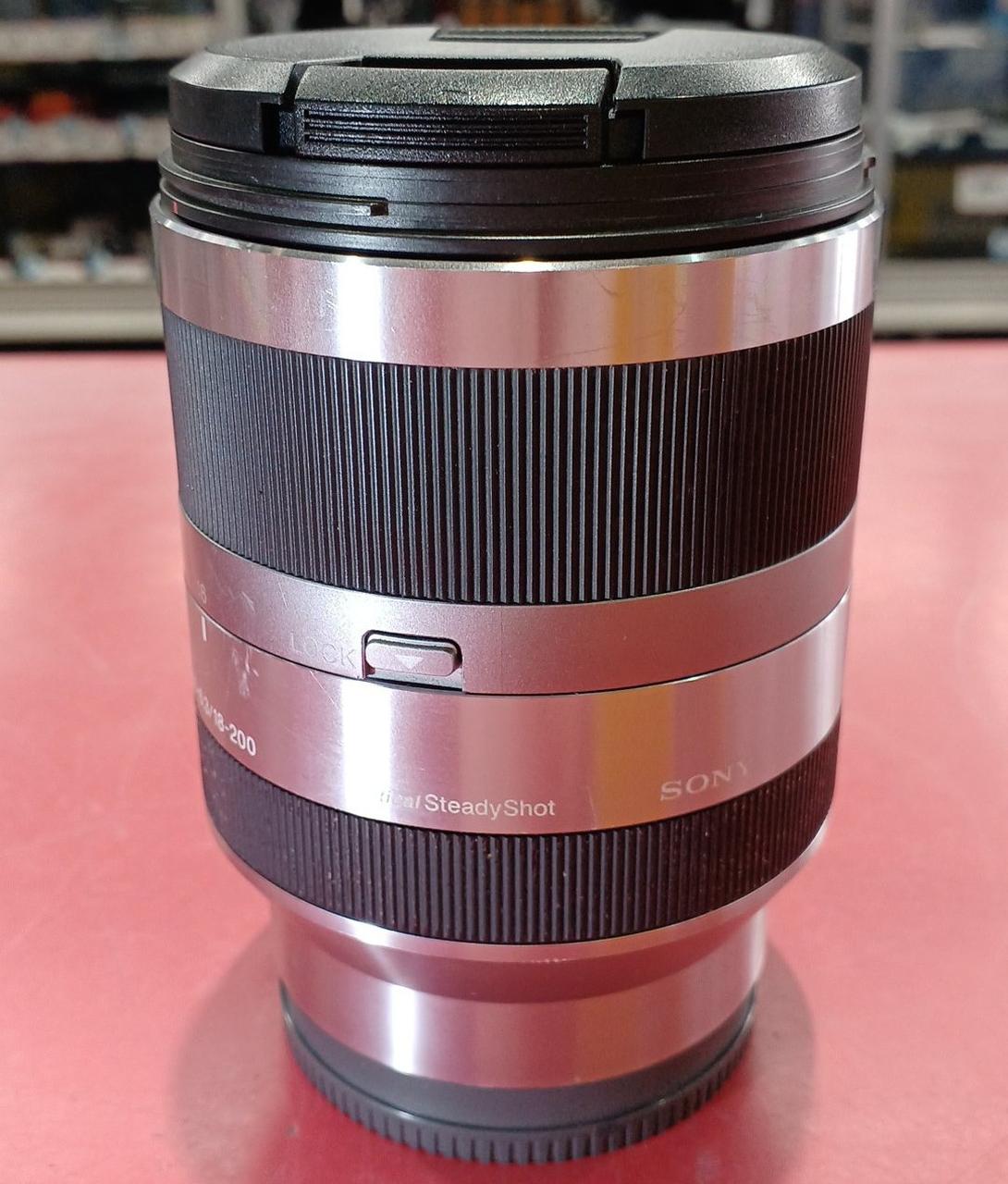 SONYの標準ズームレンズ