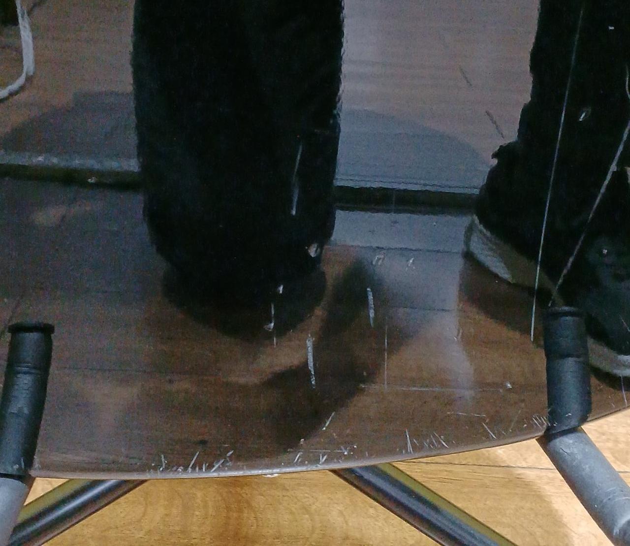 ボディ下部かなりキズあります。