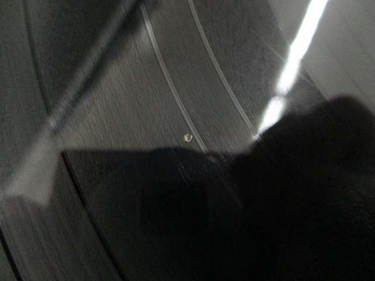 キズ（プレスミス？）あり