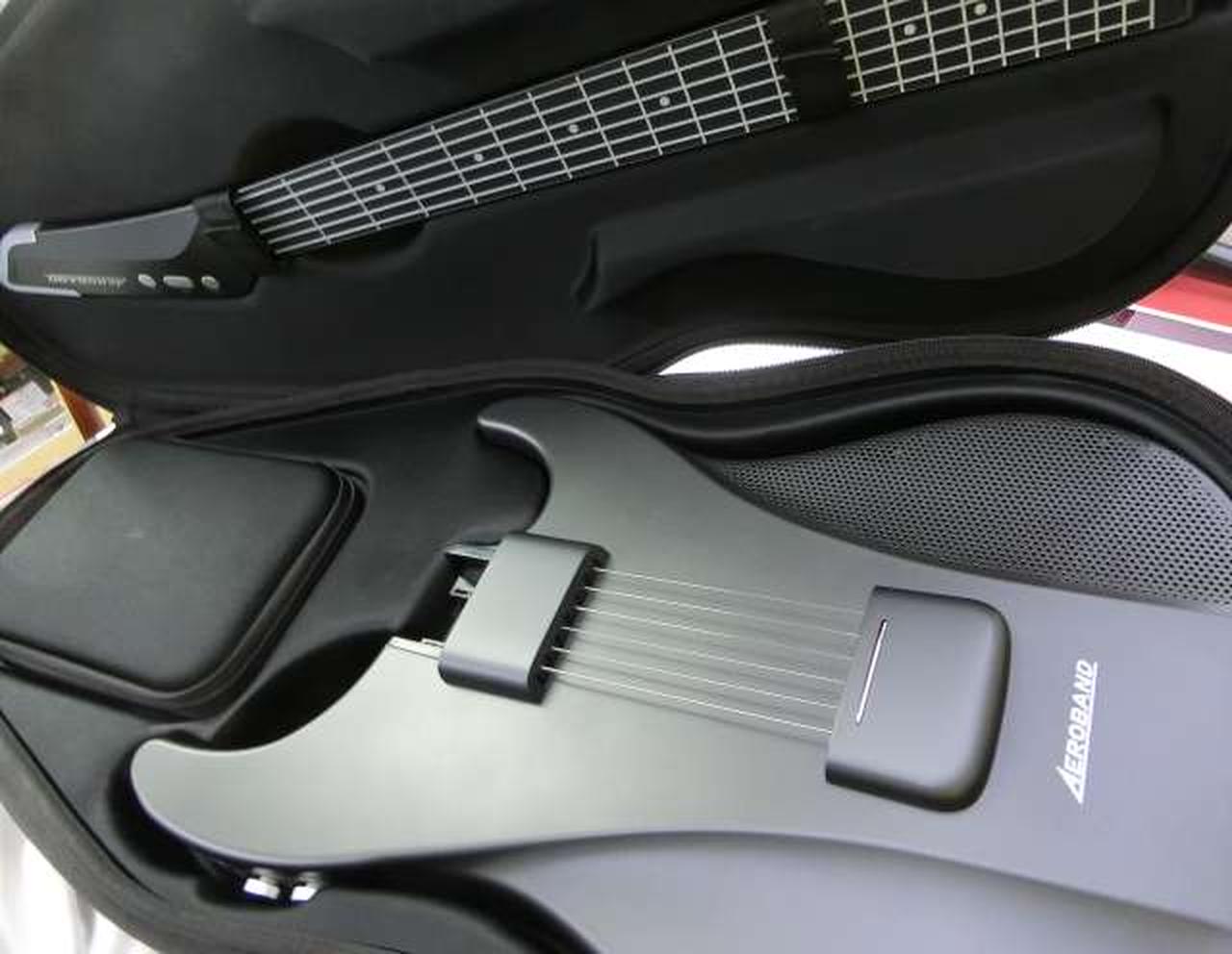 AeroBand Guitar フルセット （専用ケース・マイク付） AEROBAND|AeroBand Guitar マイク、アクセサリーセット|【ハードオフ