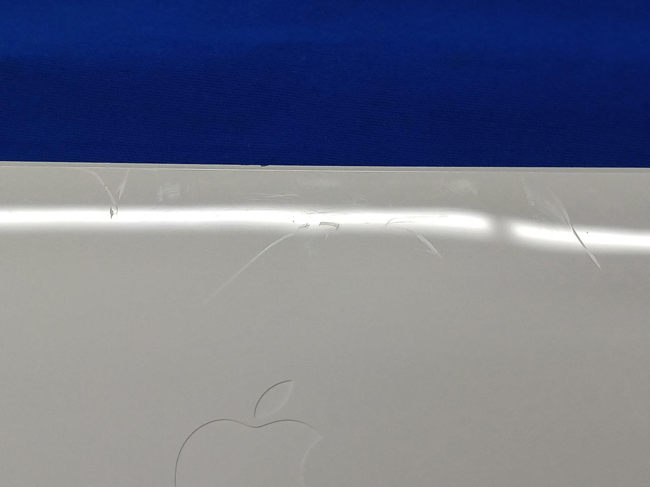 キーボードにキズ有り