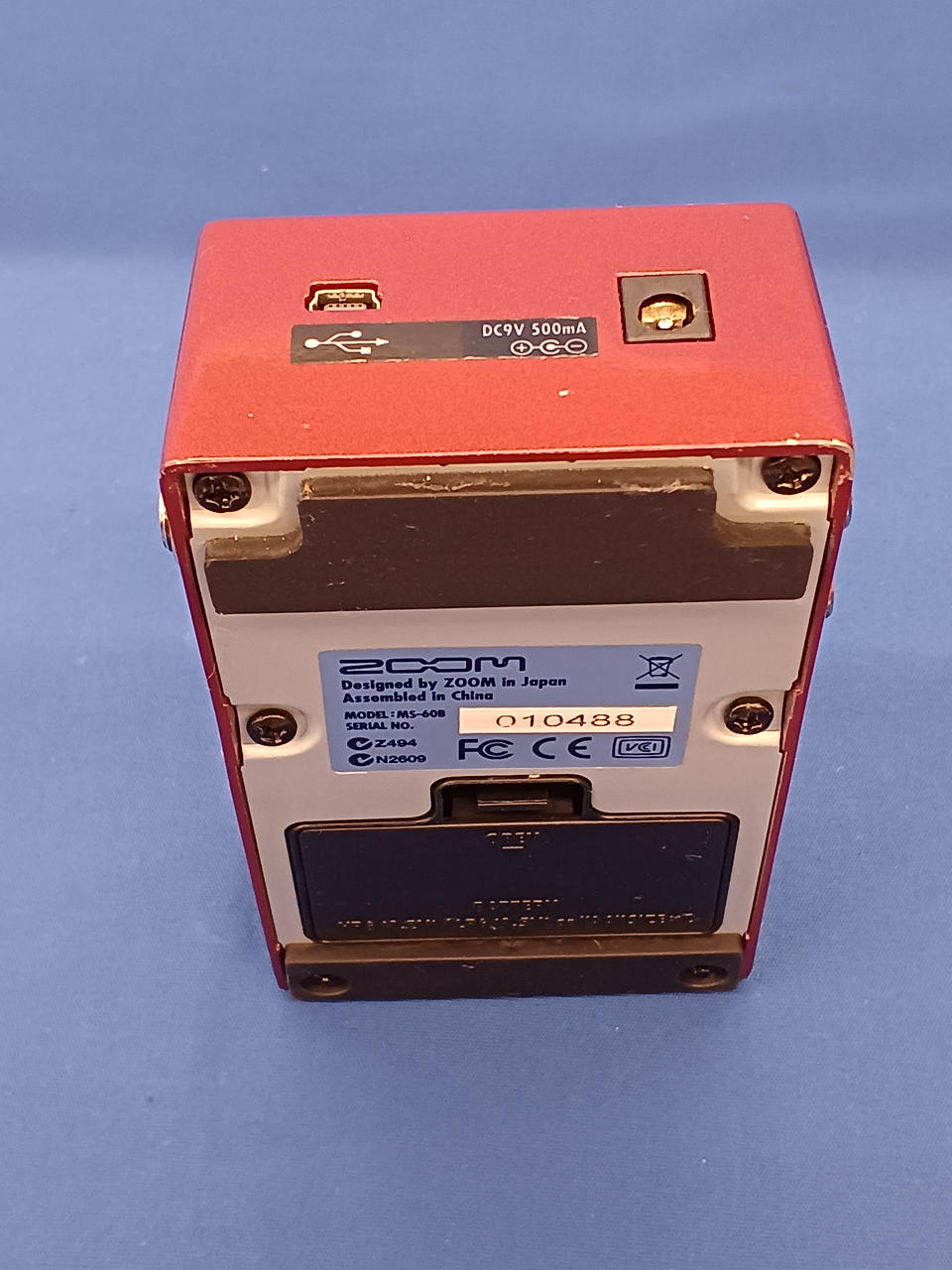 本体外装にキズあり