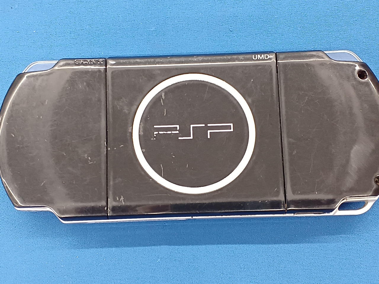 外装にキズあり