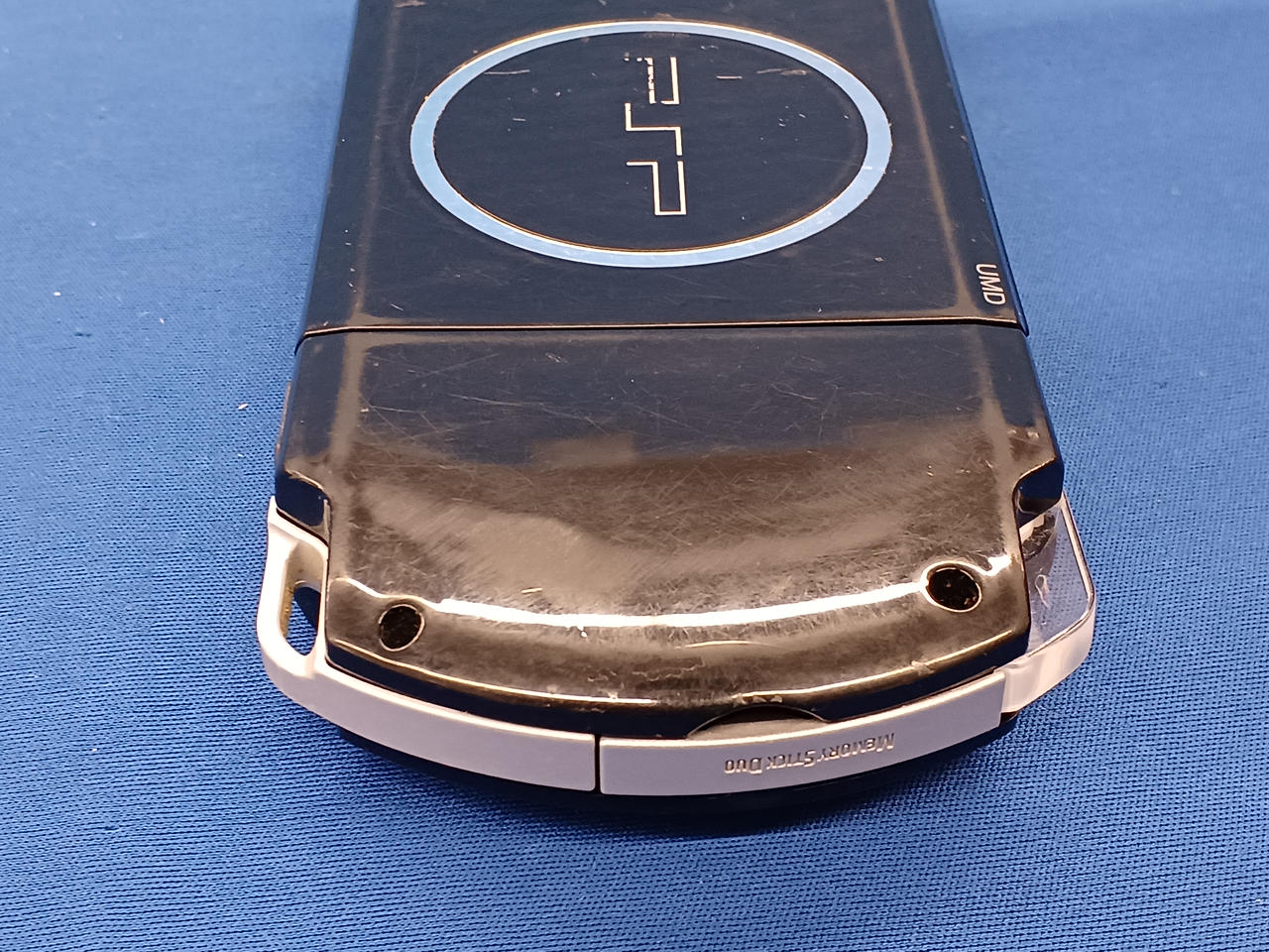 外装にキズあり