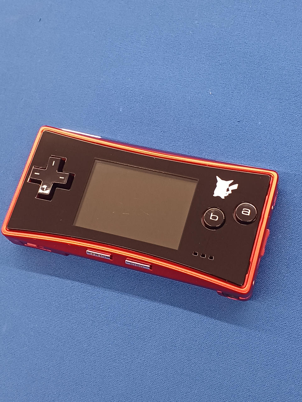 【本体ほぼ未使用】ゲームボーイミクロ　ポケモンセンター限定　箱付き保護ケース付き ゲームボーイミクロ ポケモンセンター限定 - メルカリ
