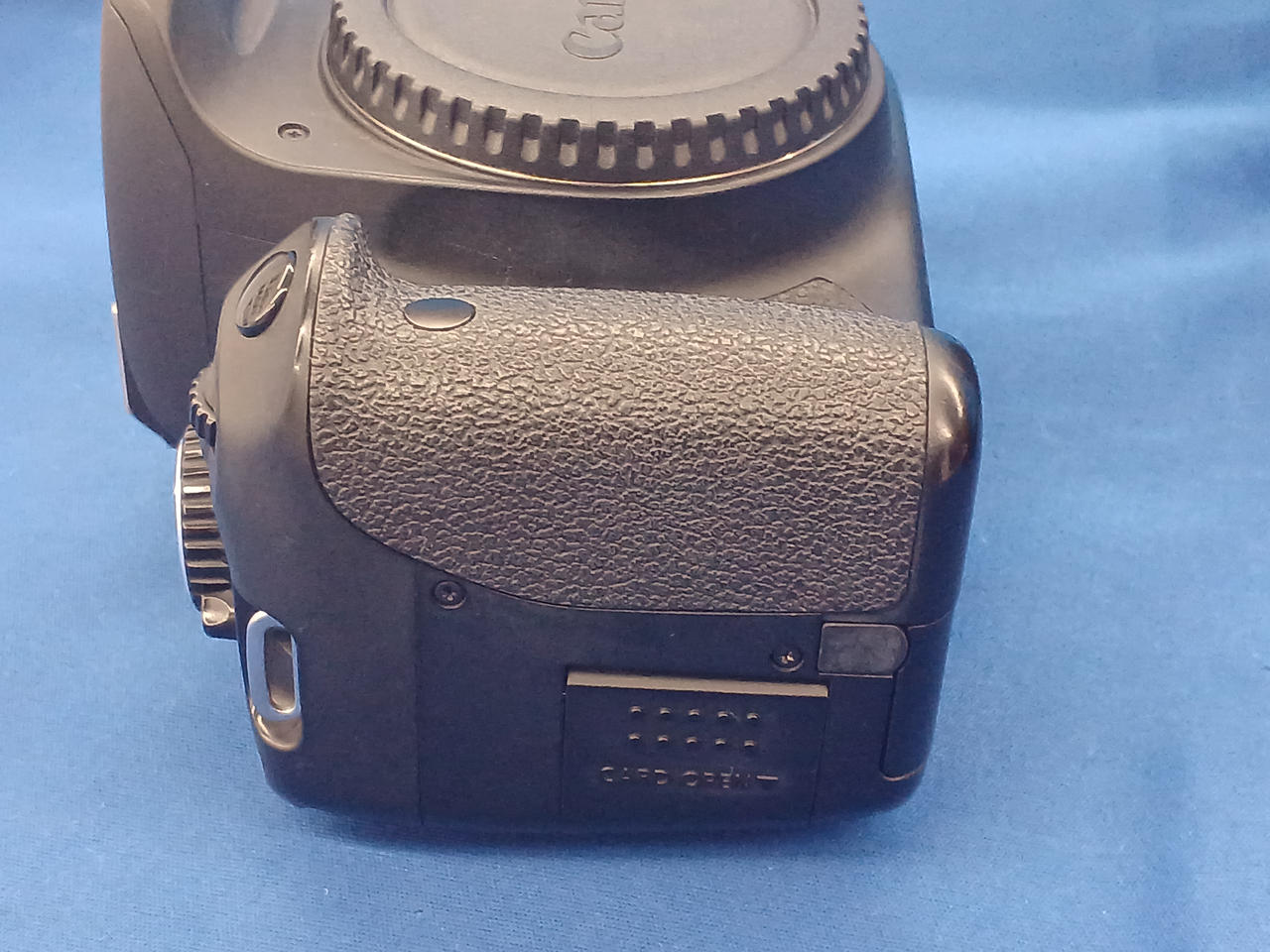 【美品】Canon EOS Kiss X6i ダブルズームキット 楽天市場】kiss x6i eos canon ダブルズームキットの通販
