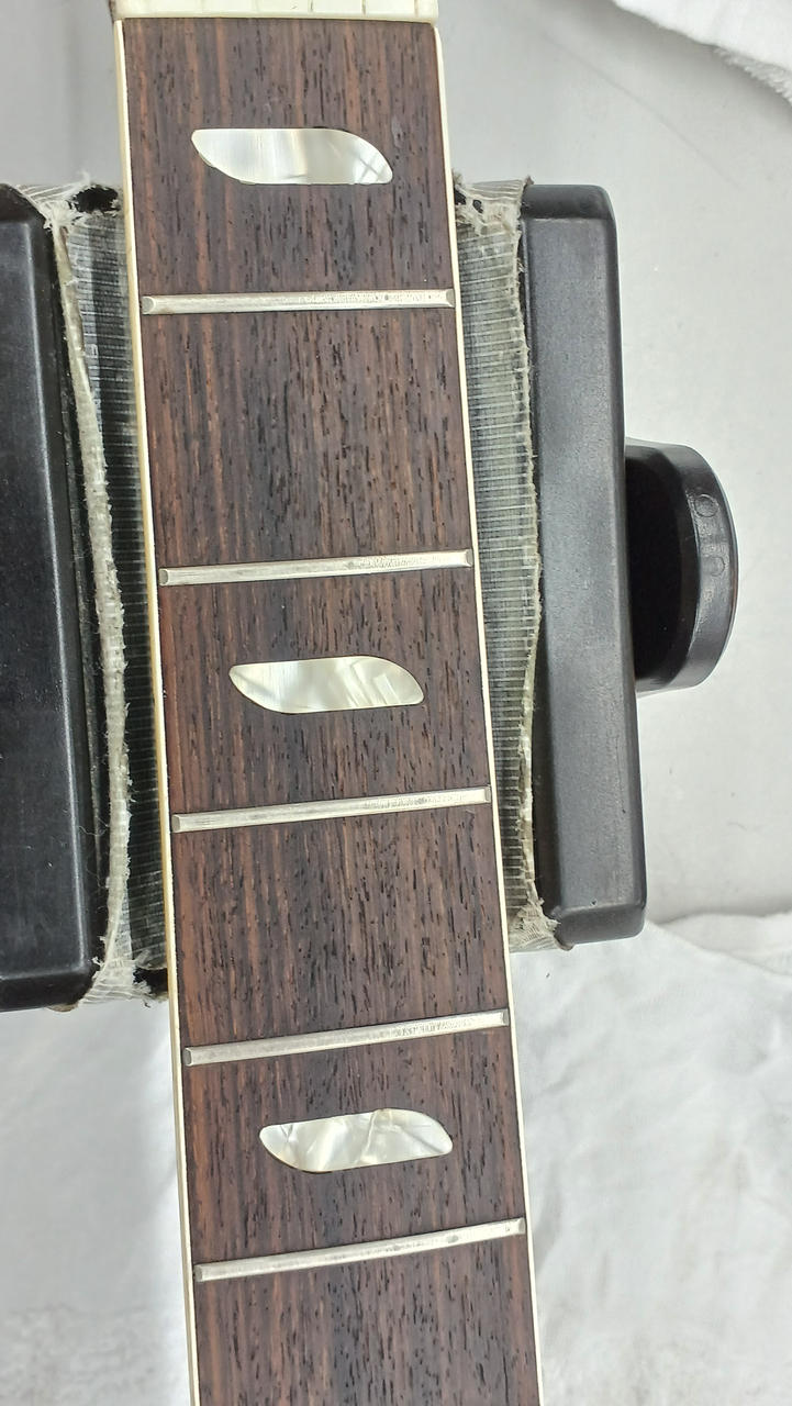 フレットやや減り
ビビリありません