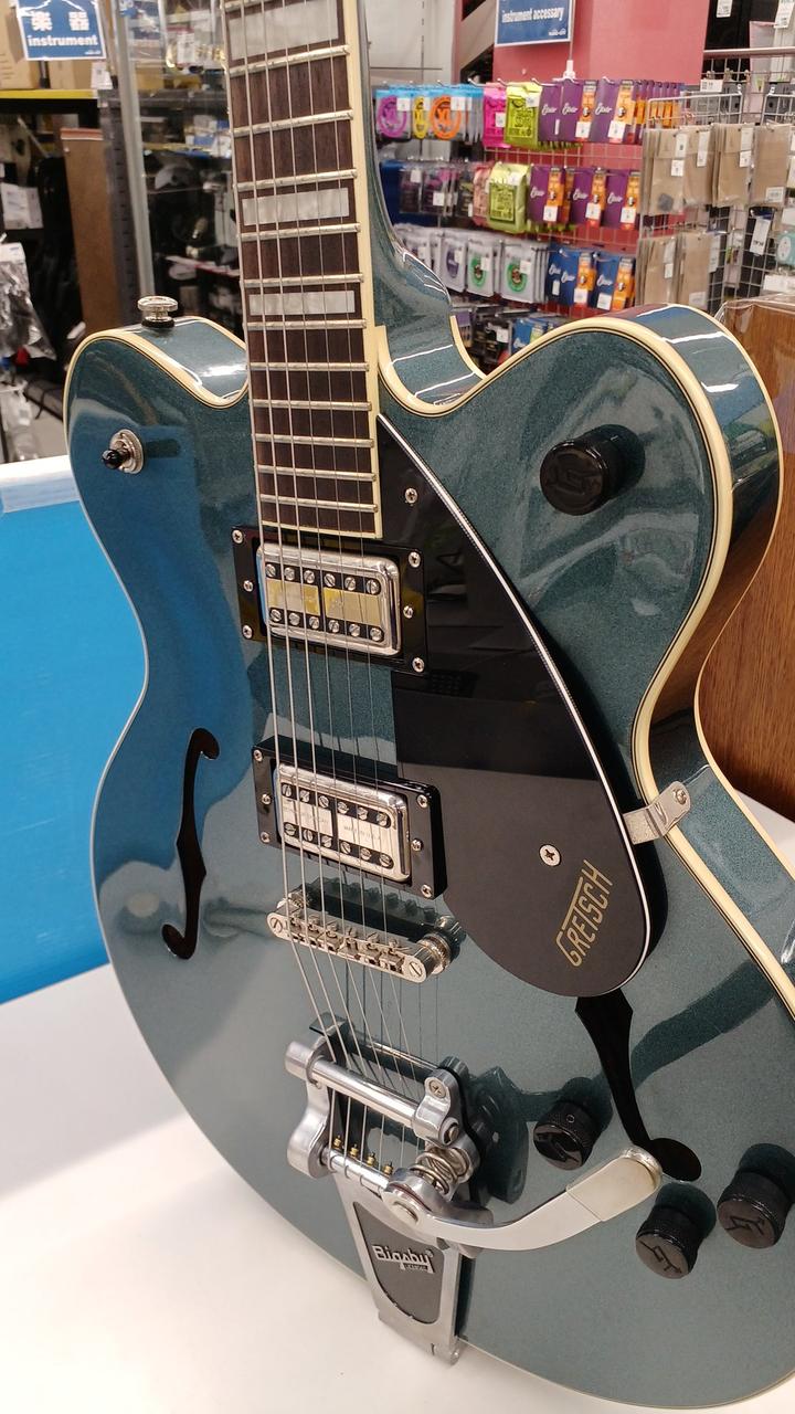 [GRETCH セミアコ] グレッチ ハードケース鍵付 Amazon.co.jp: グレッチ GRETSCH G2655T Tweed Case フルアコ