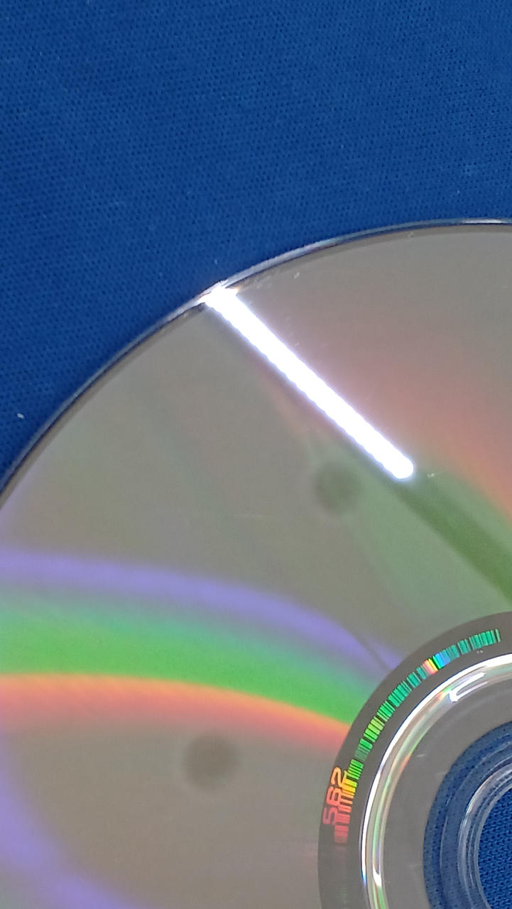 ディスク1キズあります