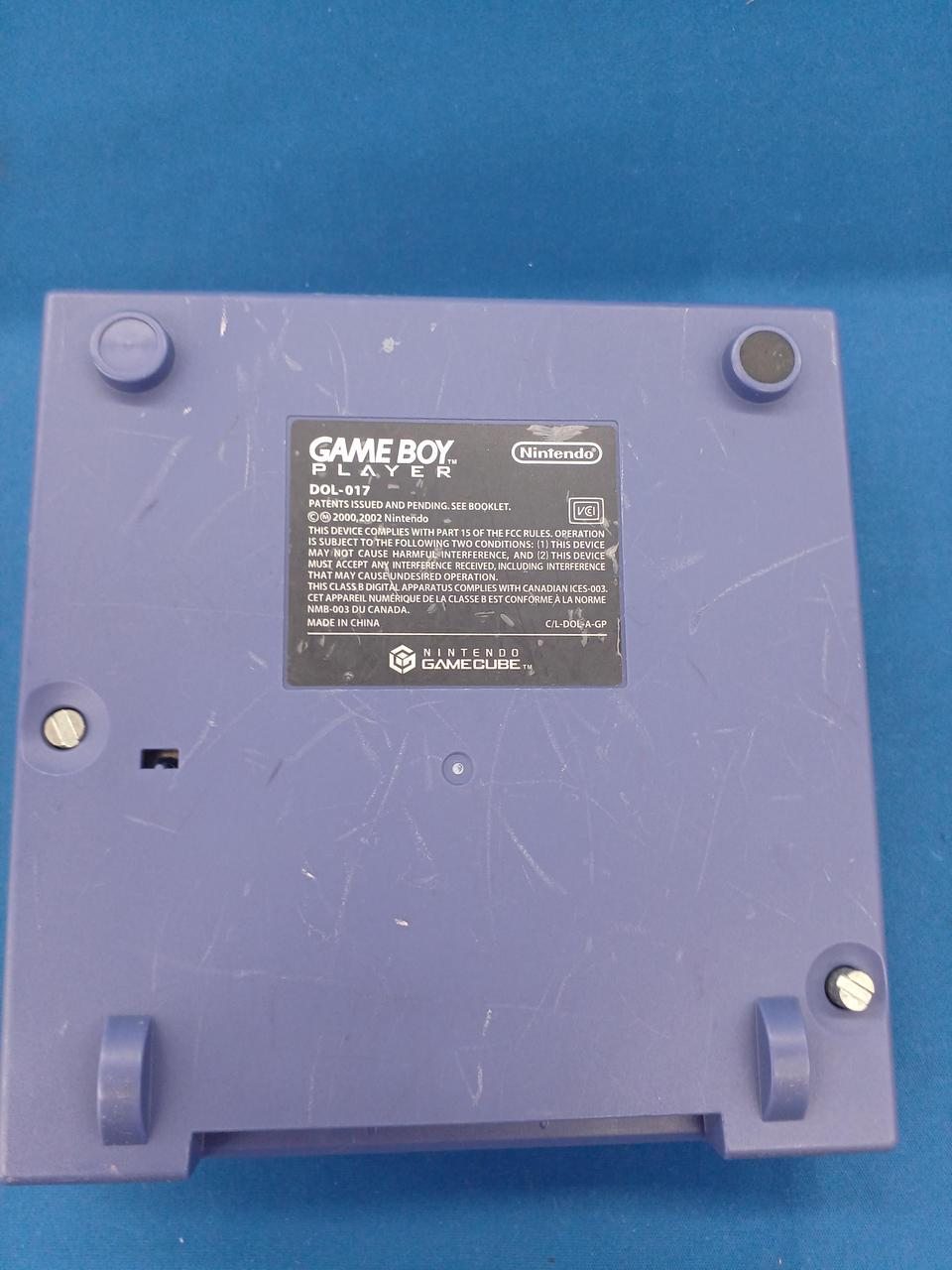 片方のゴム足欠品