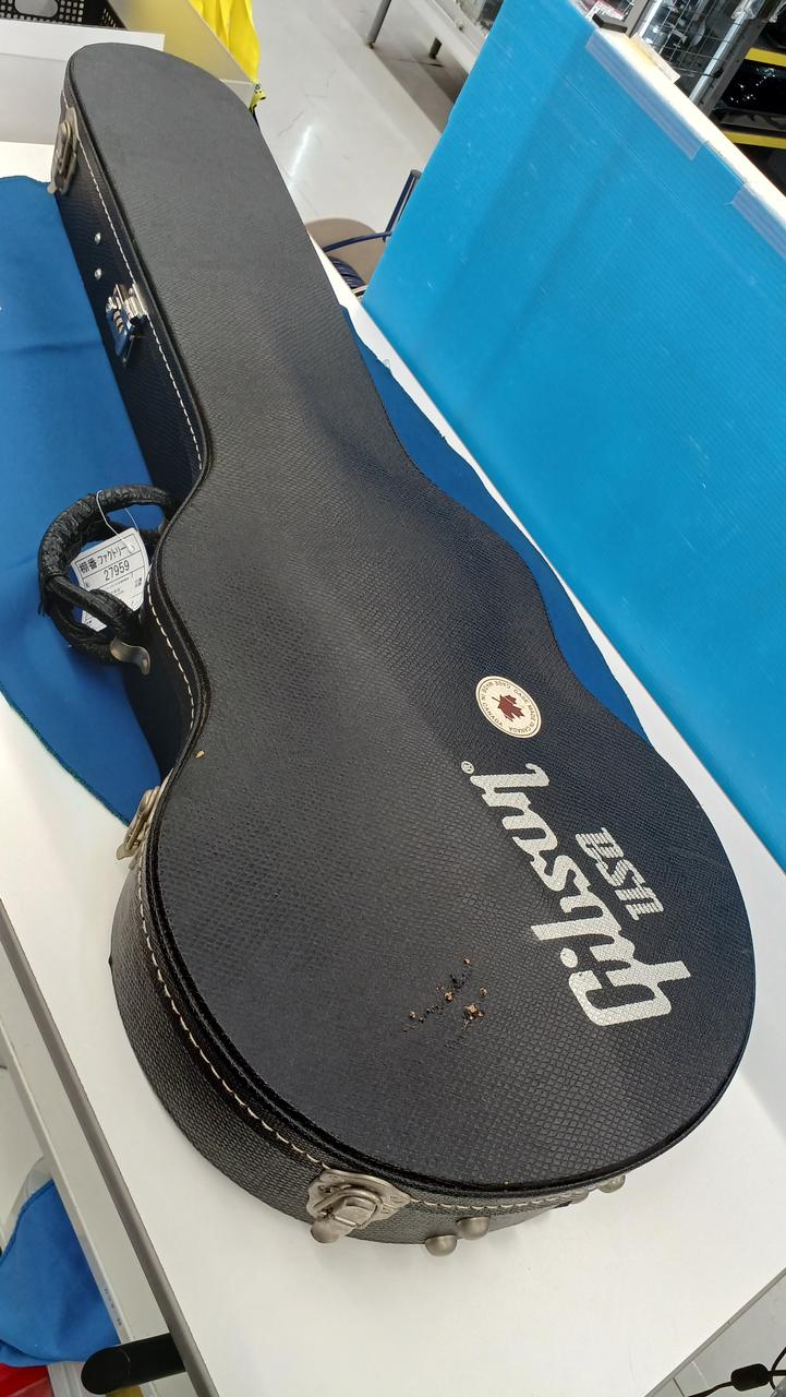 ケース傷みあり