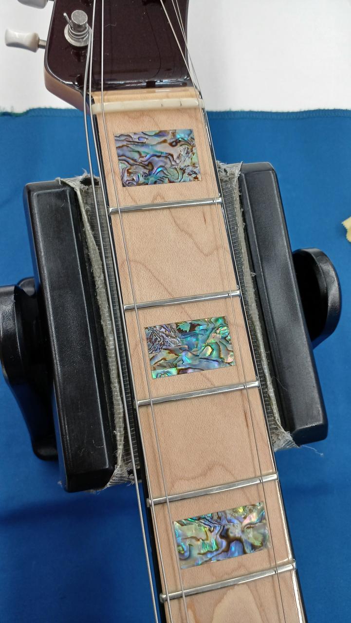 フレットあまり減ってません