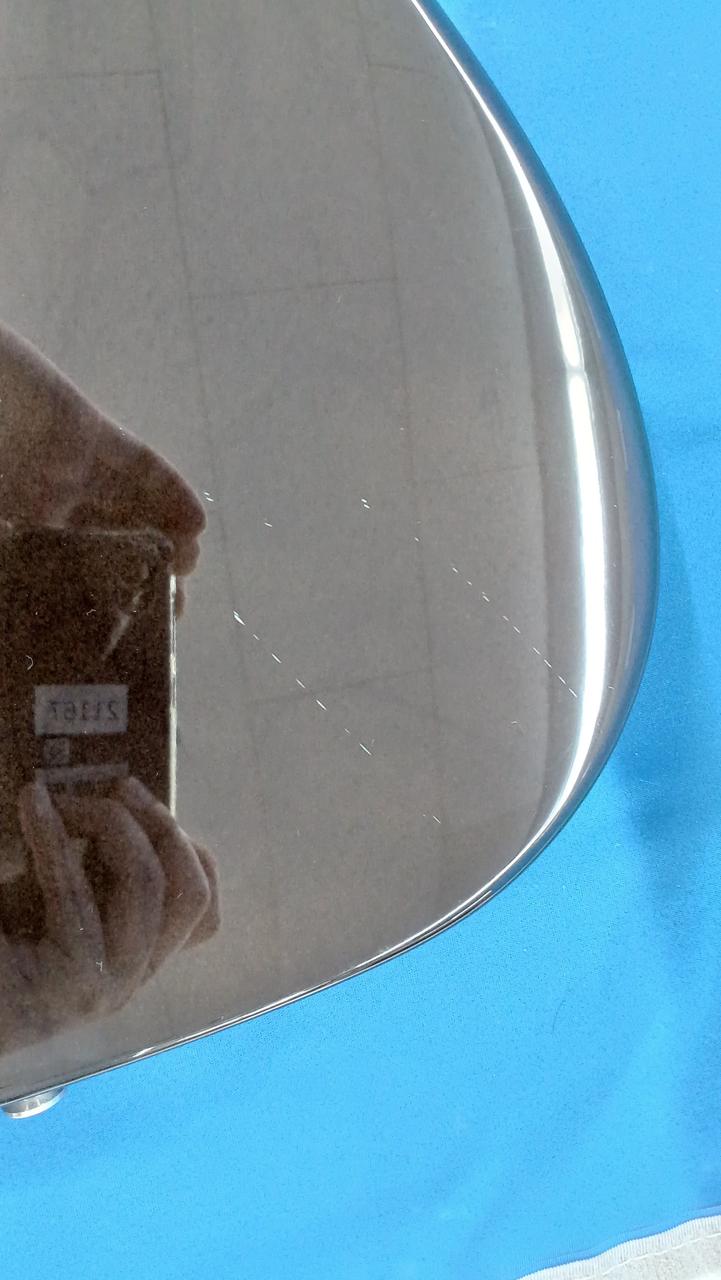 バック面キズあり