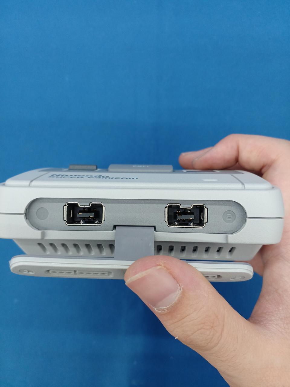 端子形状はwiiと同一です
