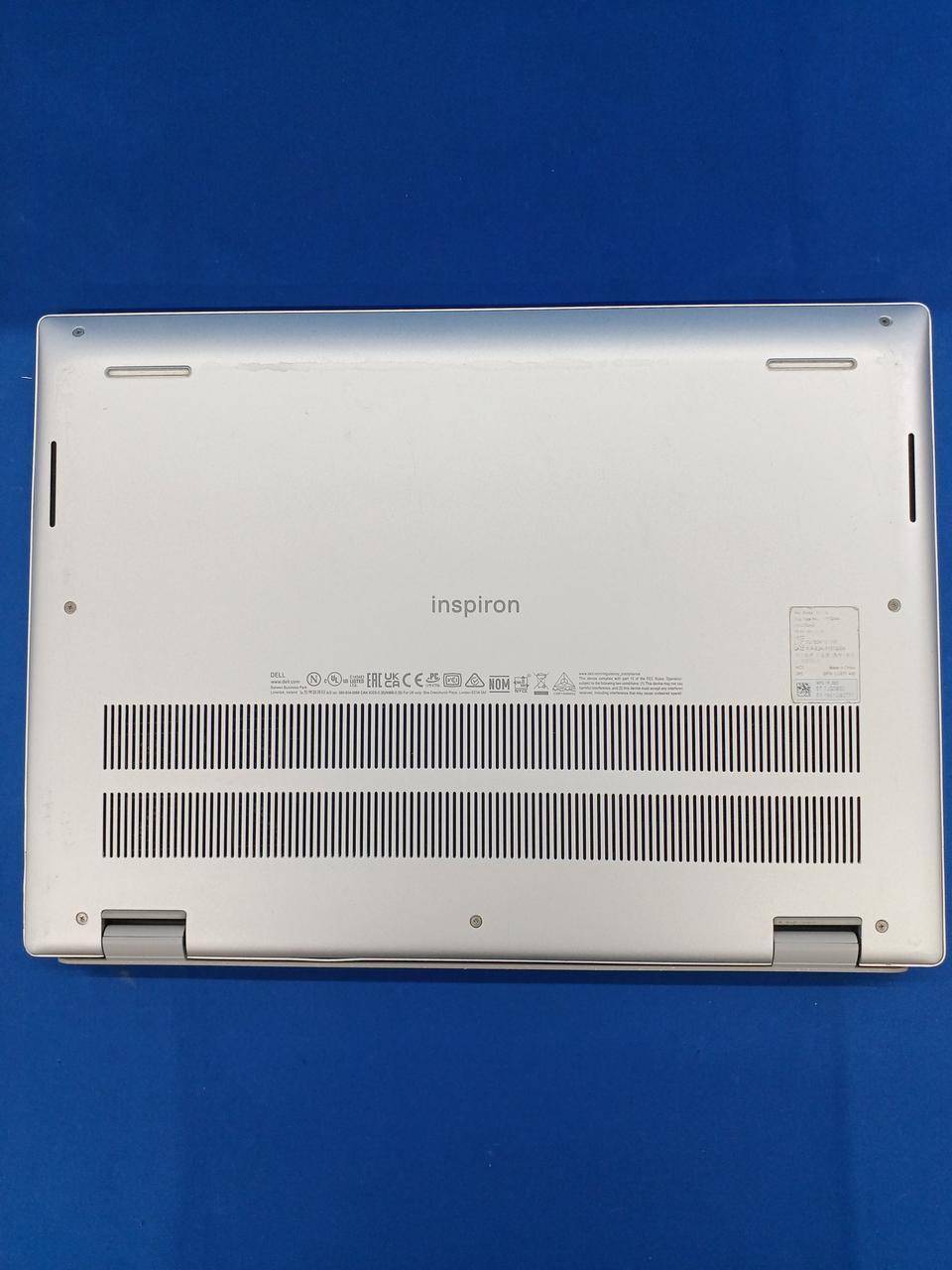 背面ゴム足欠品・キズ有り