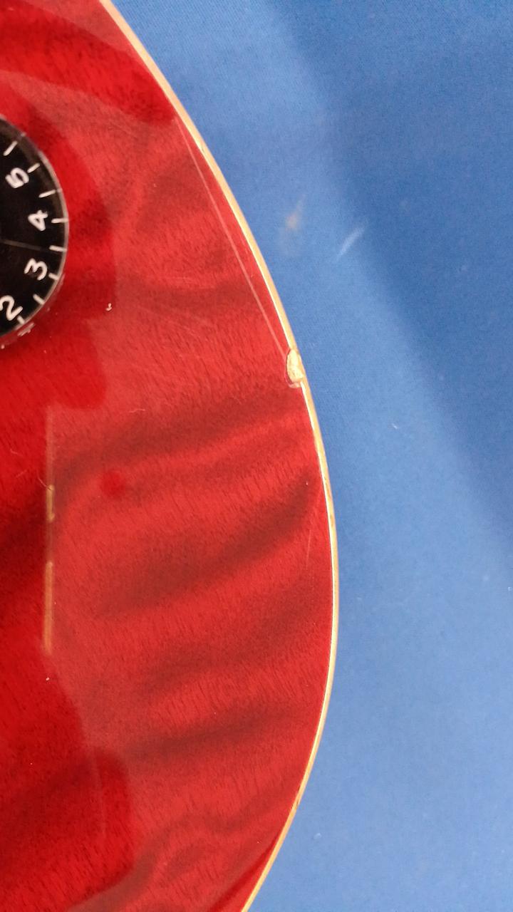 トップ面欠けあり