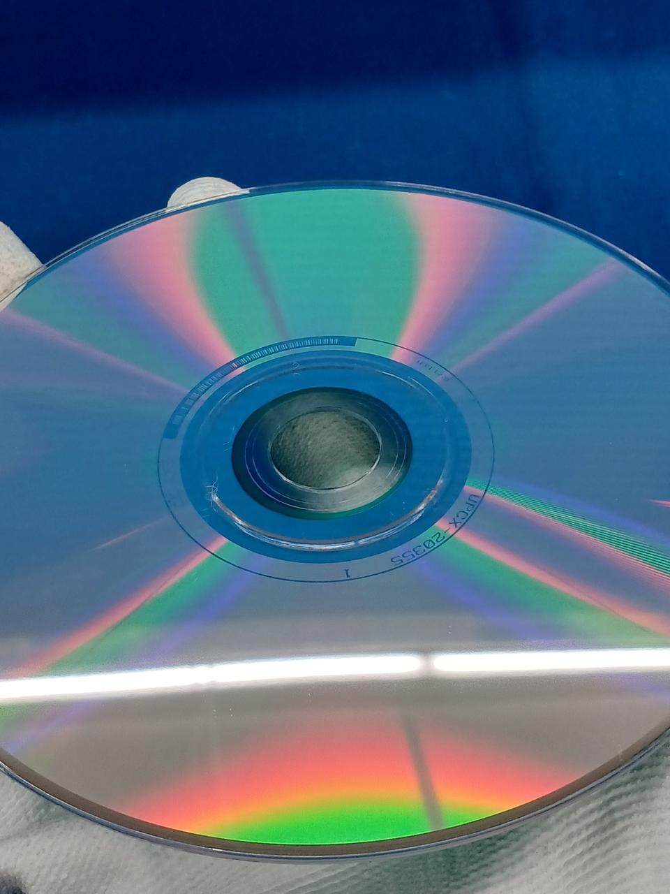 CD 背面