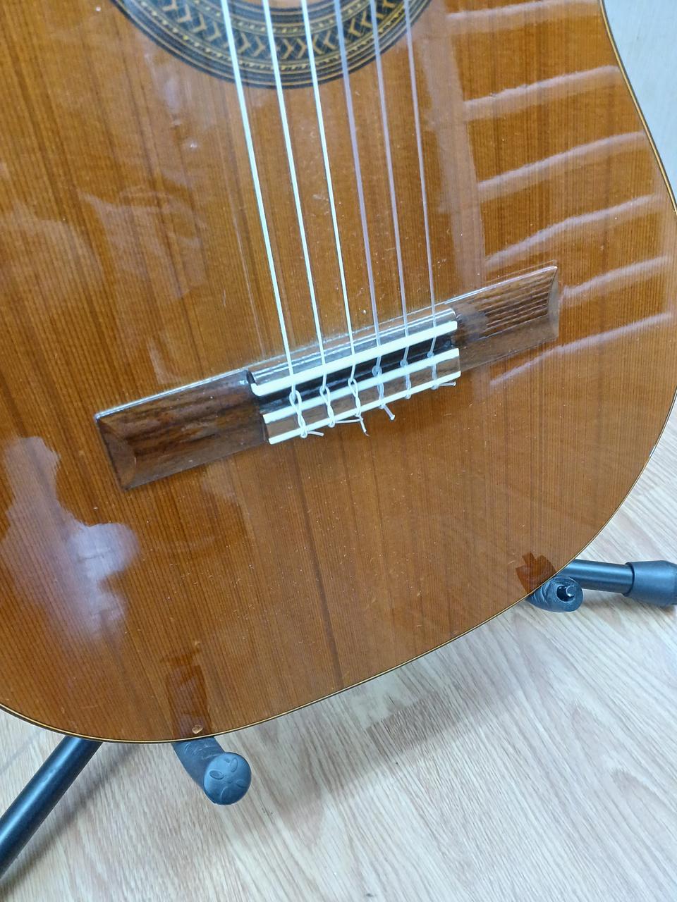 ボディ全体的に打痕あります。