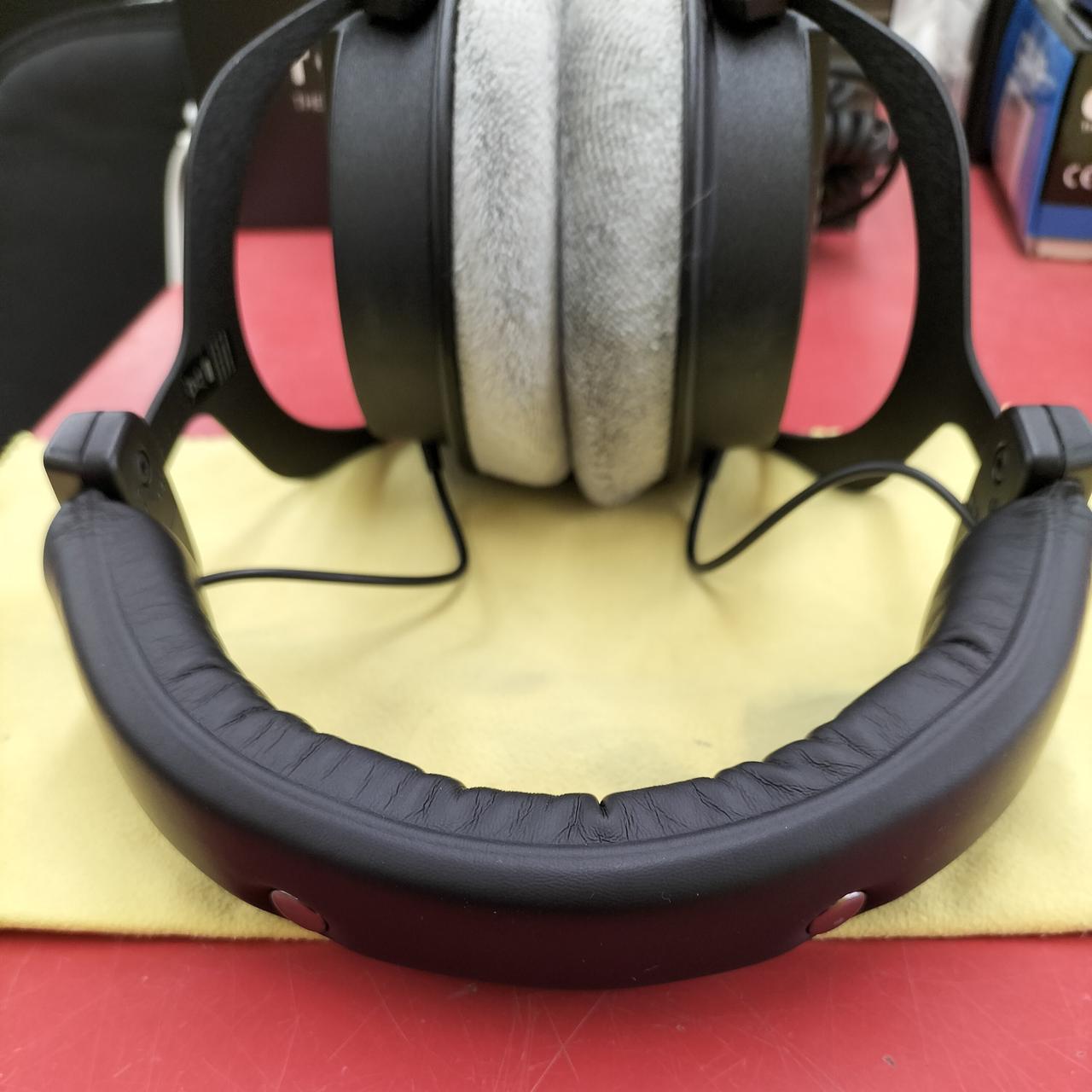 【激レア！】Beyerdynamic DT831 ヘッドホン beyerdynamicヘッドホン 最大10,000円キャッシュバック