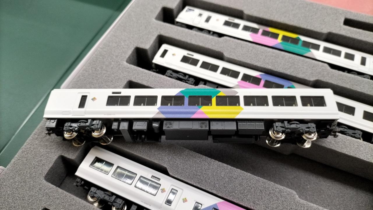 KATO|E257系あずさ・かいじ 7両基本セット|HARDOFFオフモール（オフモ 