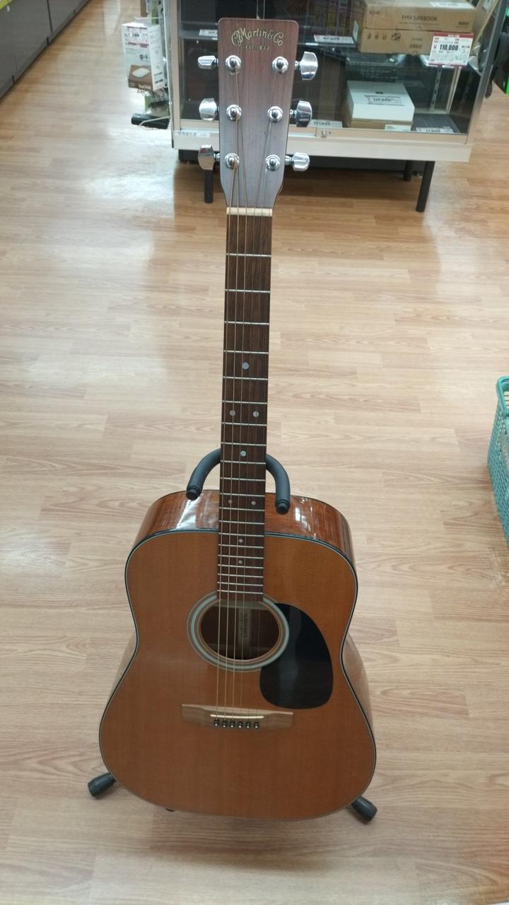 MARTIN 型番：D-18 アコースティックギターアコースティック