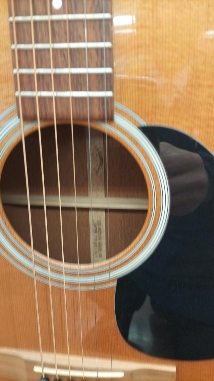 MARTIN 型番：D-18 アコースティックギター