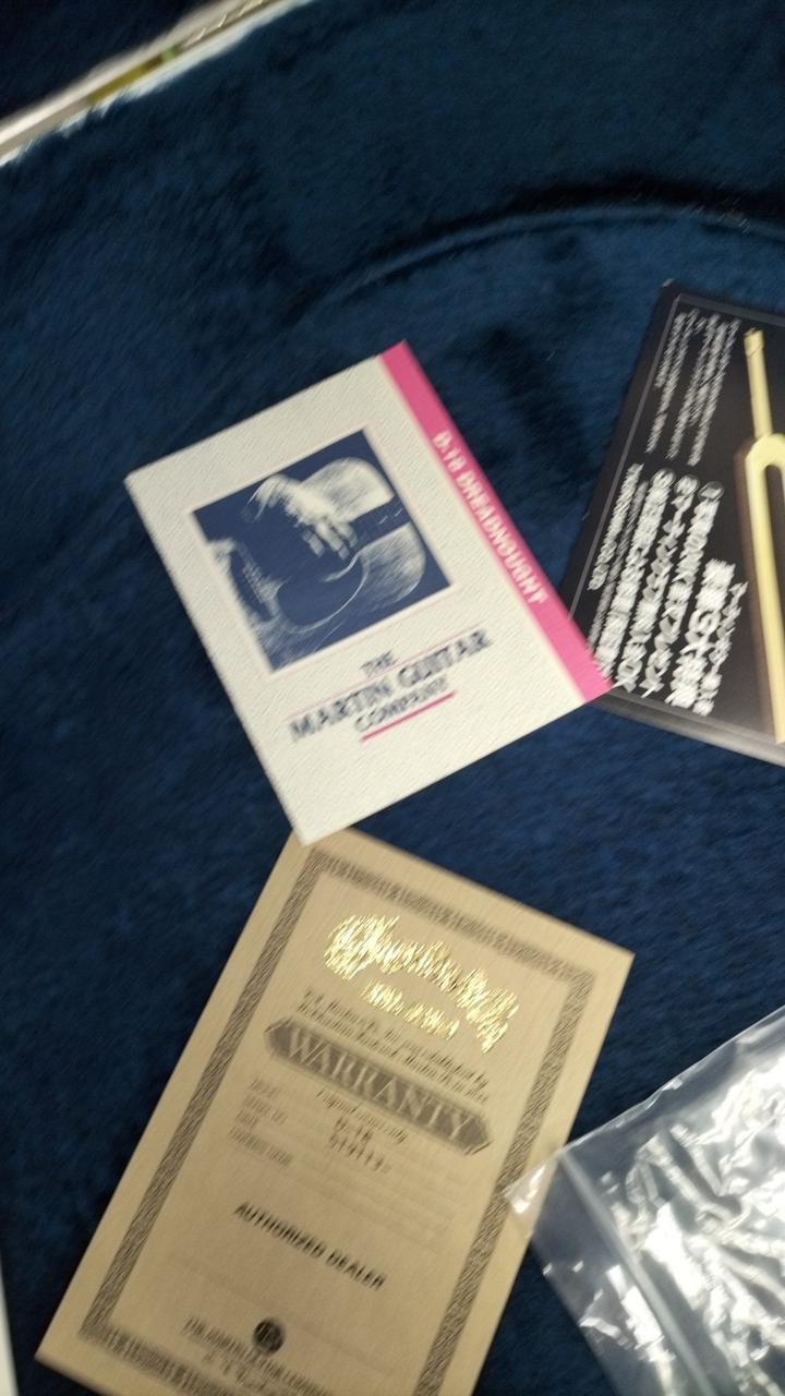 MARTIN 型番：D-18 アコースティックギター