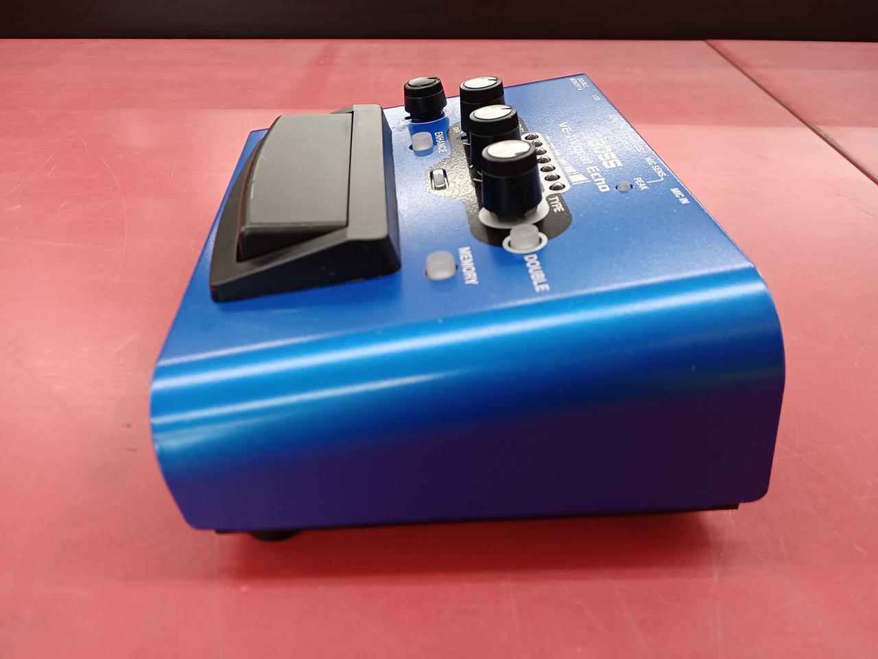 BOSS VE-1 ボーカルエフェクター Amazon | BOSS ボス ボーカルエコー VE-1 電池/AC 電源の 2 電源