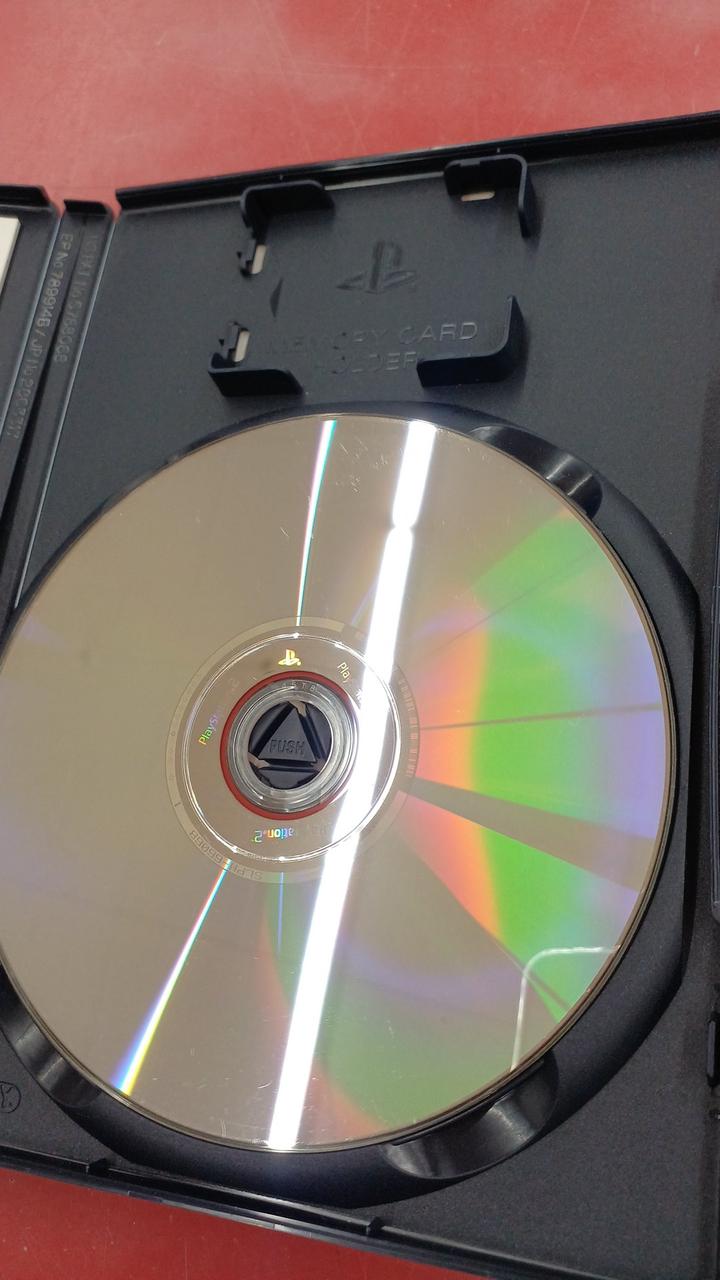 ディスクにキズあります。