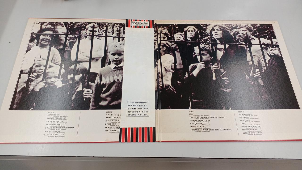 極美品! レア! 東芝EMI アップル丸帯1973年 ビートルズ イエスタデイ 極美品! レア! 東芝EMI アップル丸帯1973年 ビートルズ