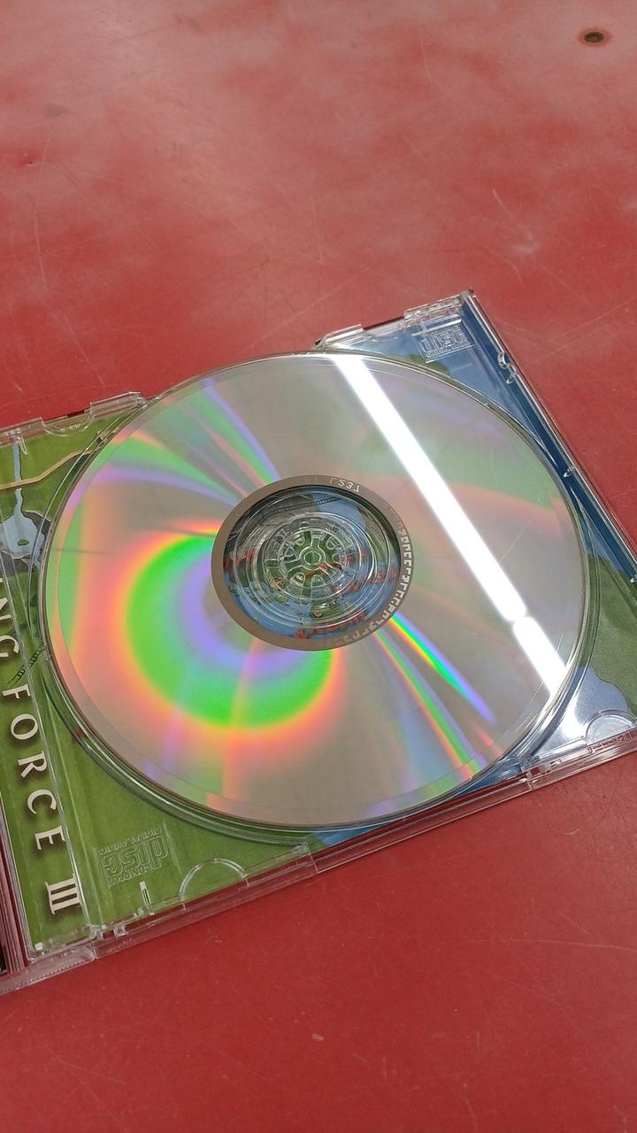 ディスクにキズあります。