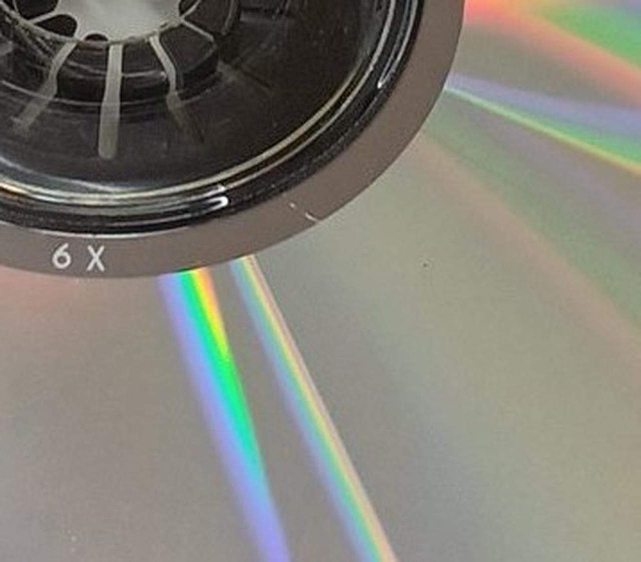 キズあります。