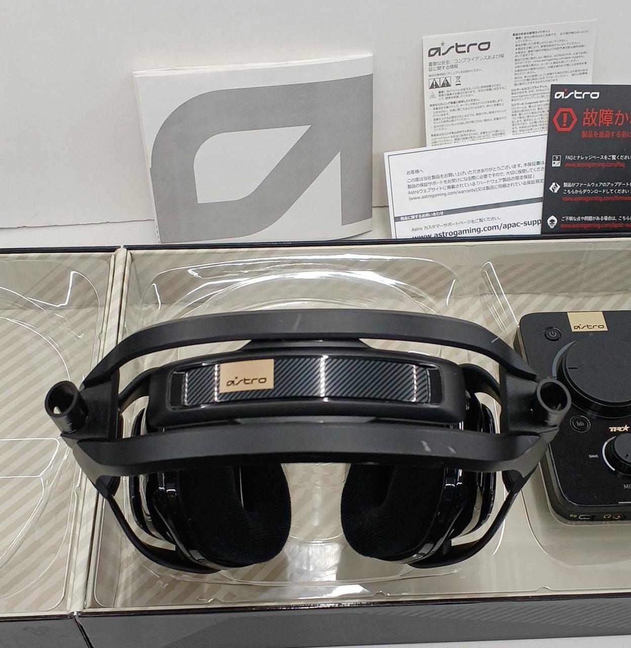 キズあります。