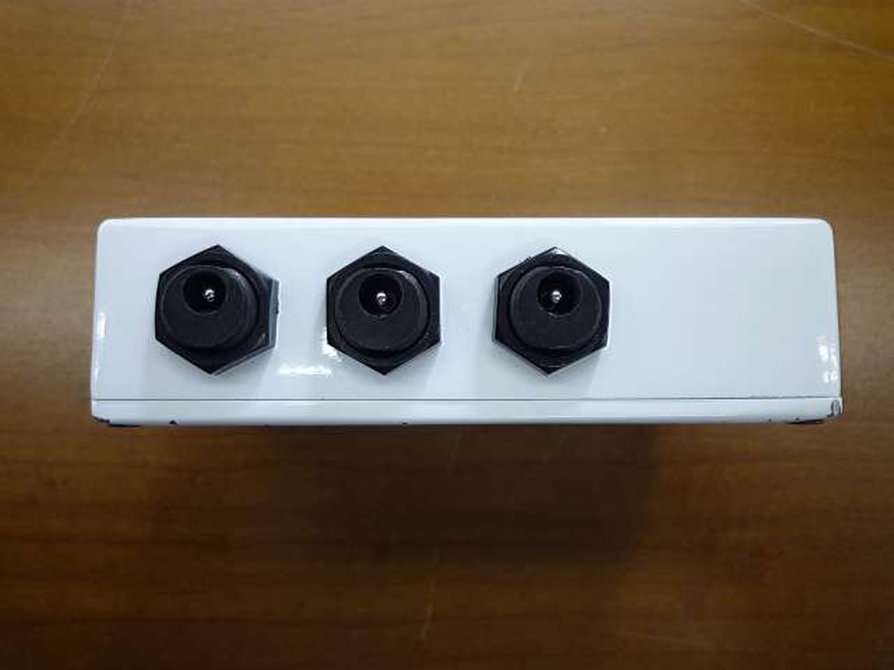 キズ・打痕があります。