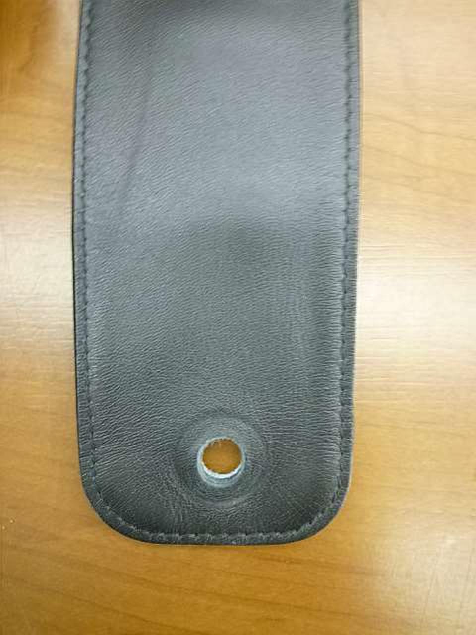 穴は拡張されています。