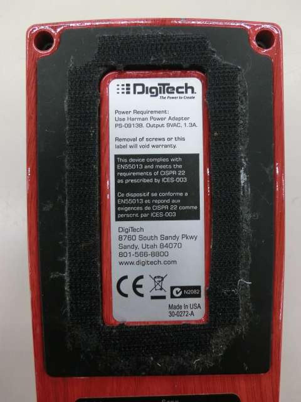 面ファスナーが貼られています。