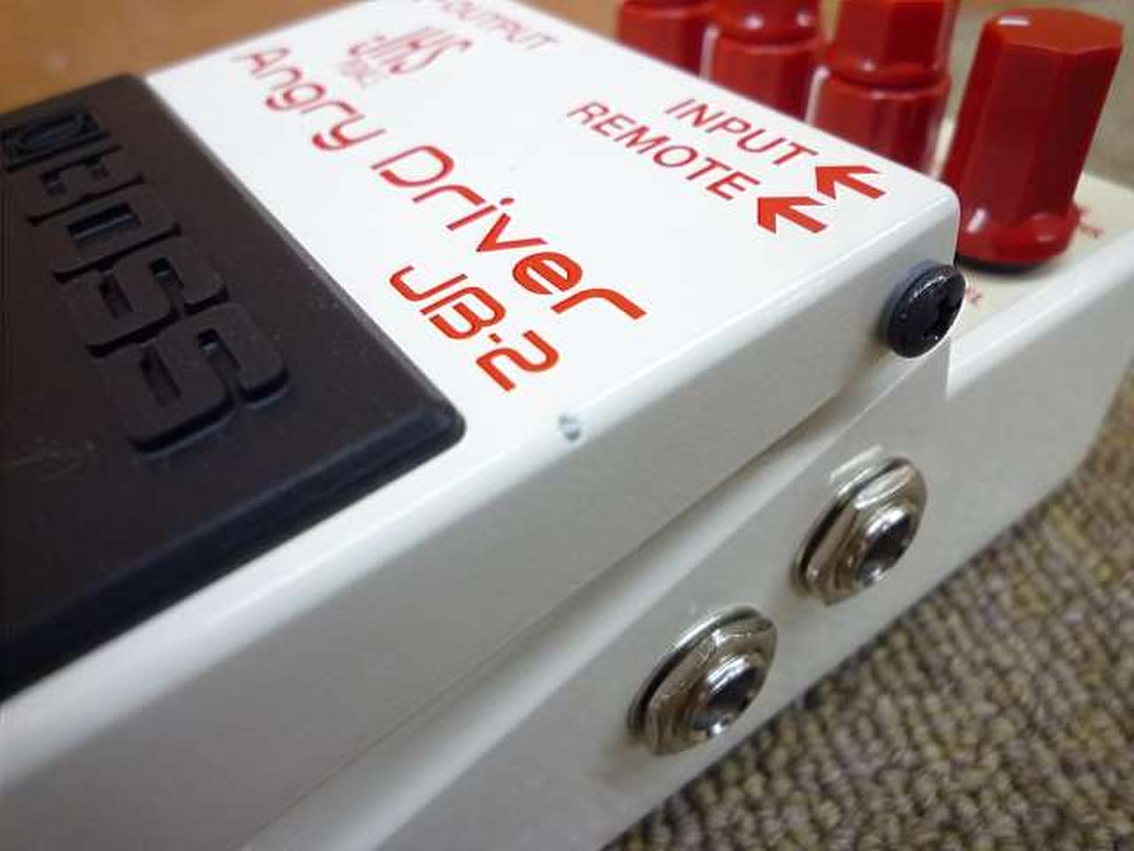 打痕による塗装剥がれがあります