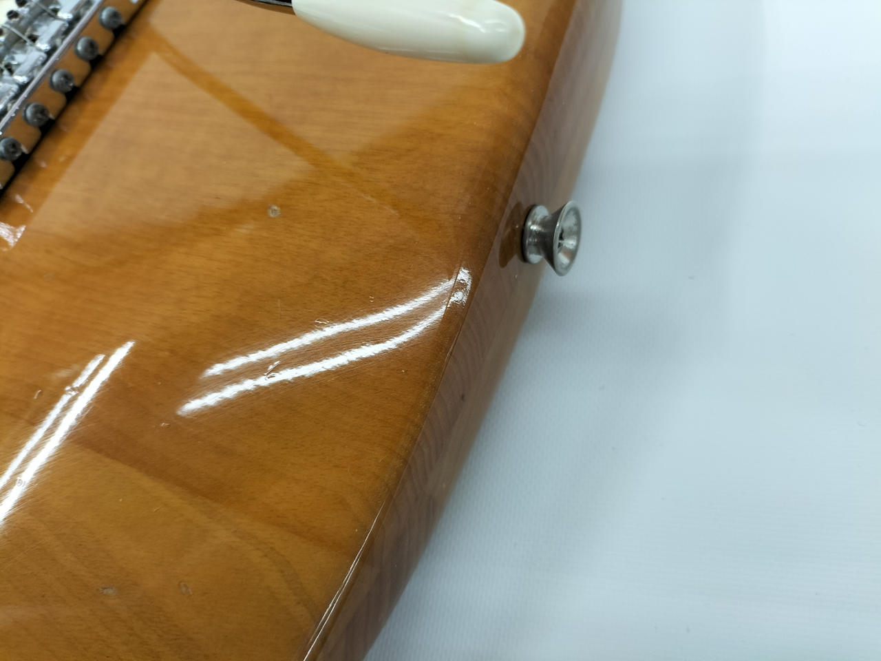 FERNANDES エレキギター クリーム色　98年 FERNANDES エレキギター クリーム色 98年