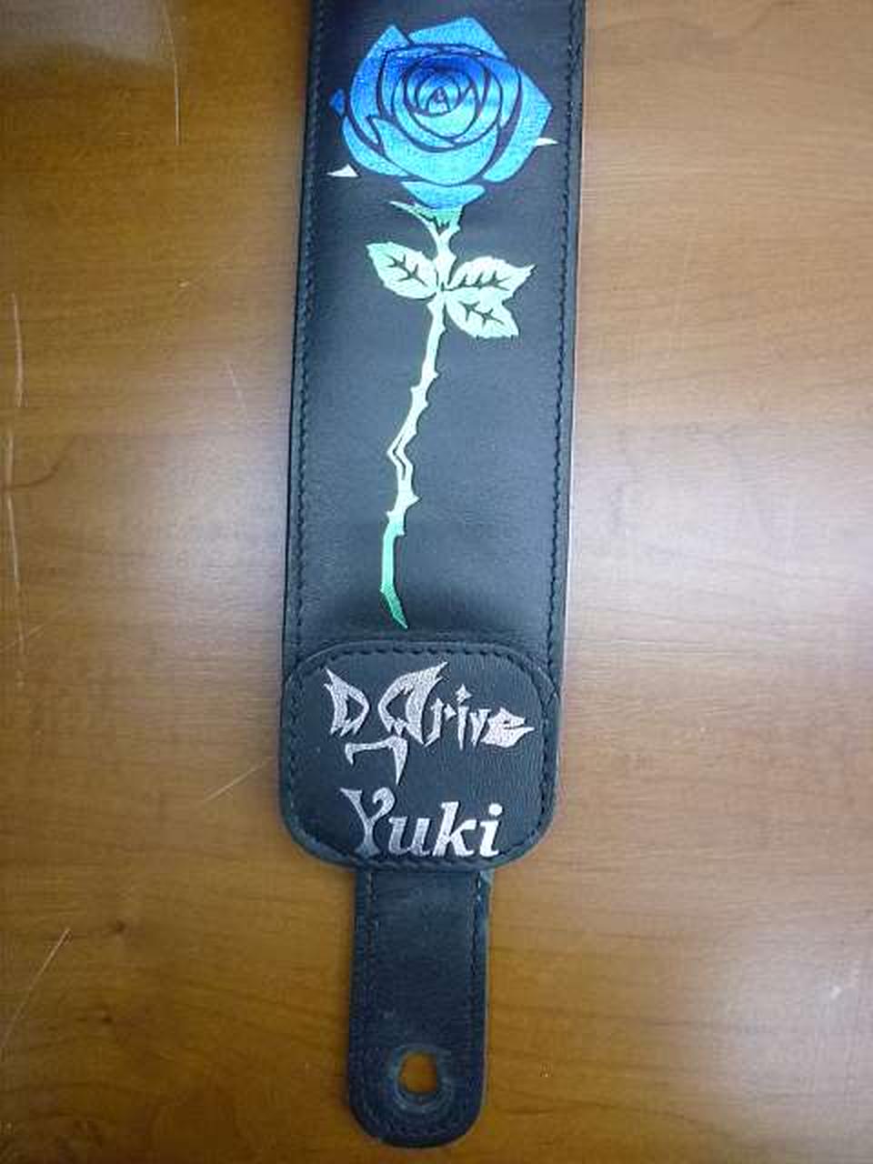 穴は拡張されています。